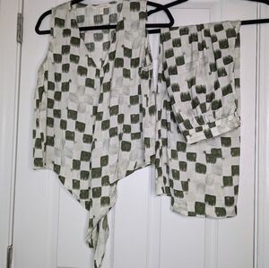 Good and Gather Size S checkered pant set